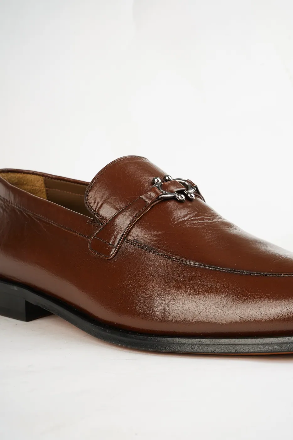 Torento Metal Aksesuarlı Loafer Taba görsel 5